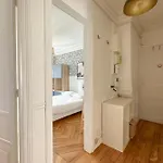 3-bedroom 15 In The Heart Of Trendy Cafes *