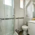 Διαμέρισμα 3-bedroom 15 In The Heart Of Trendy Cafes *