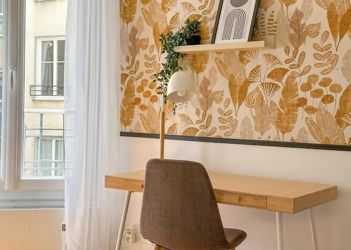 Διαμέρισμα 3-bedroom 15 In The Heart Of Trendy Cafes Παρίσι