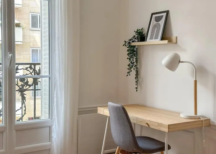 3-bedroom 15 In The Heart Of Trendy Cafes * Παρίσι