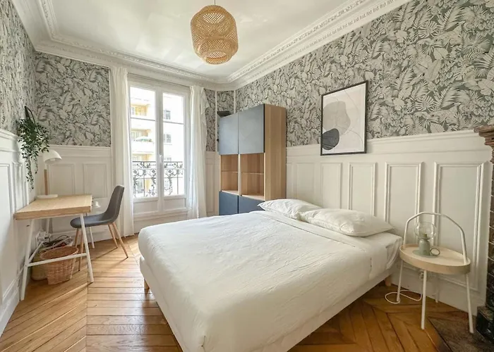 3-bedroom 15 In The Heart Of Trendy Cafes * Παρίσι